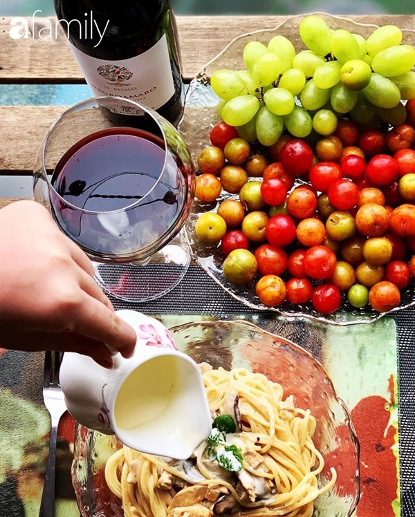 Chị em ở nhà mùa dịch, trình cúng phây càng chuyên nghiệp, bày biện không khác gì nhà hàng-2