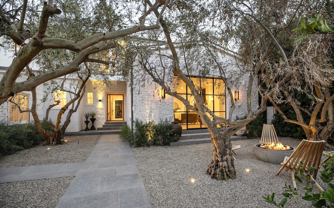 Biệt thự 8,5 triệu USD nơi Justin Bieber tự cách ly cùng vợ-1