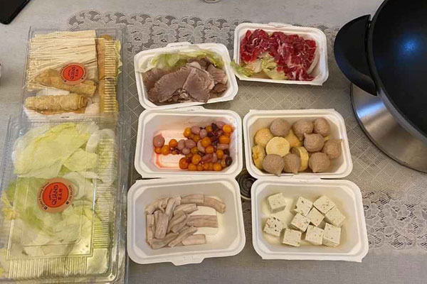 Ăn nồi lẩu, điều đầu bếp 5 sao đến tận nhà phục vụ-3