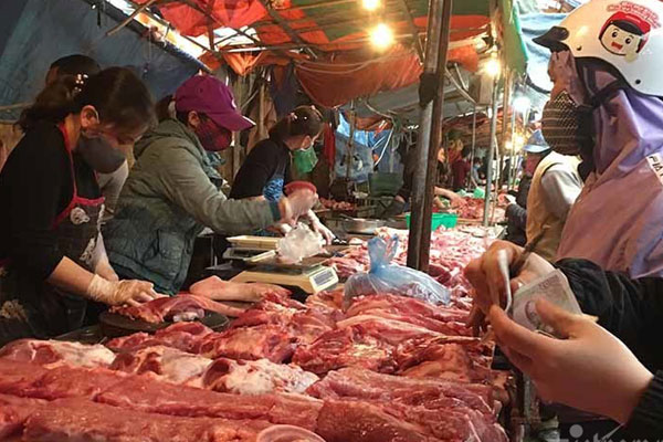 Thịt lợn lại bật tăng mạnh, đà lên áp sát mức cao kỷ lục-3