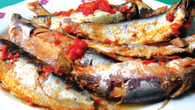 Cho chút giấm vào nồi cá kho tưởng điên rồ nhưng kết quả lại cực hao cơm vì quá ngon-2