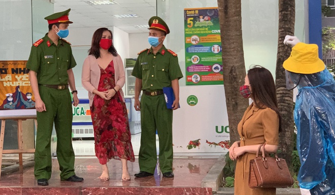 Cô Xuyến bị bắt vì tung tin nhảm về Covid-19 ở Những ngày không quên tập 4-1