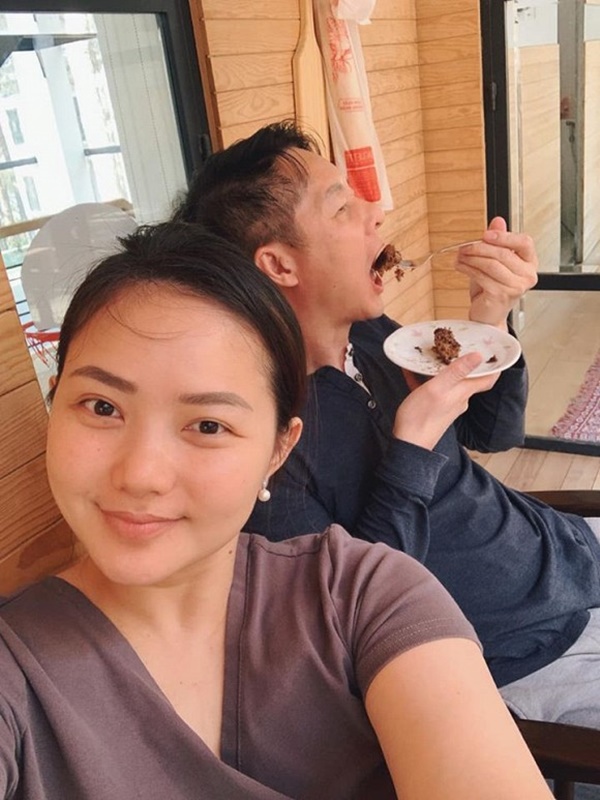 Trốn dịch ở biệt thự Đà Lạt, Phan Như Thảo trổ tài nữ công gia chánh cùng chồng-2