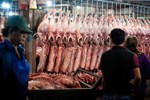 Vì sao các siêu thị không bán thịt lợn đông lạnh nhập khẩu?-2