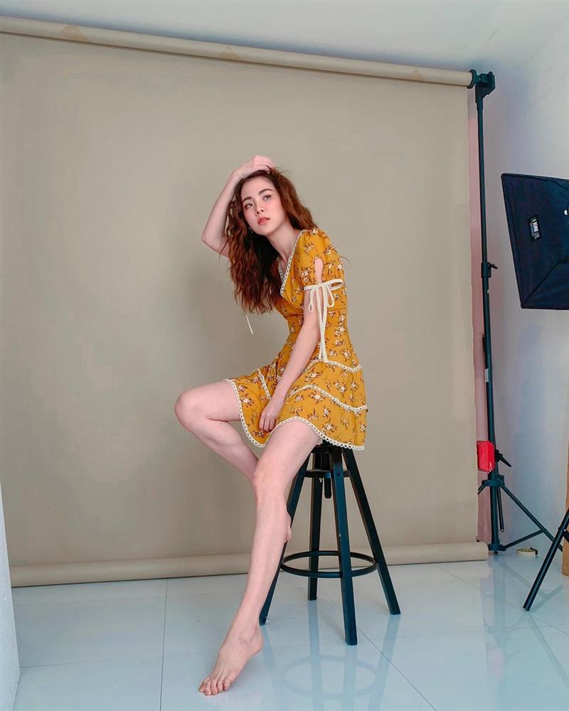 Ngắm các mỹ nhân Thái là ra ngay được 3 kiểu váy xinh nhức nhối, cực đáng sắm để đón Hè-4