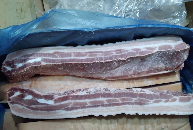 Vì sao các siêu thị không bán thịt lợn đông lạnh nhập khẩu?-1