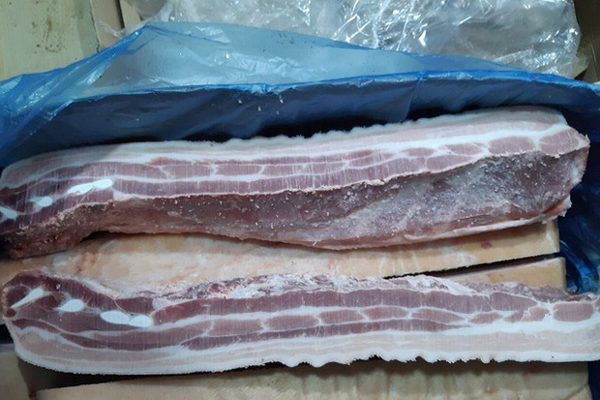 Thịt lợn từ chuồng ra chợ, dân buôn một ngày ăn ngay 3,5 triệu/con-4