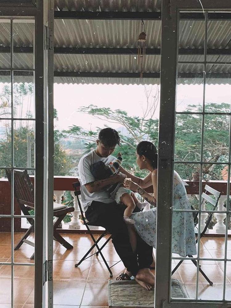 Bị chồng sắp cưới phản bội, cô dâu xinh đẹp cưới luôn phù rể kém 5 tuổi-5