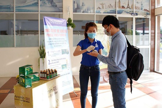 Dược Hậu Giang chống dịch cùng ngành y tế, không để y bác sĩ tuyến đầu kiệt sức