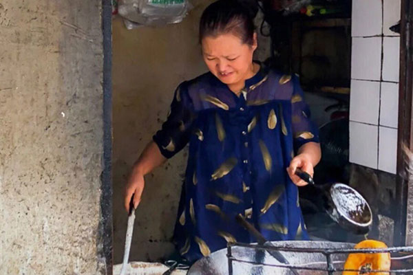 Nhìn lại 100 ngày Covid-19 lộng hành khiến cả thế giới chao đảo, kẻ thù cướp đi sinh mạng của chục ngàn người đến bao giờ mới chịu rút lui?-21