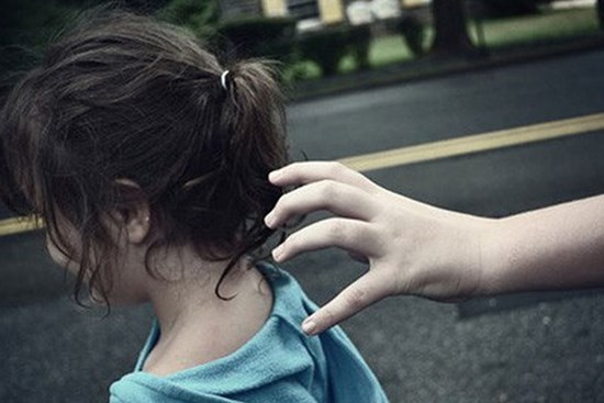 Kẻ lạ mặt nói