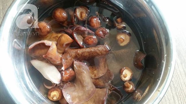 Ăn cơm mãi cũng chán, đổi món bữa tối với bún nem thơm nức giòn rụm thôi!-1