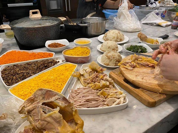 Kín tiếng bao năm, Hoa hậu Nguyễn Thị Huyền giờ chăm khoe tài nấu ăn cho cả đàn con-8