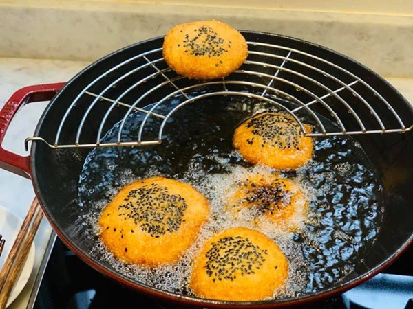 Kín tiếng bao năm, Hoa hậu Nguyễn Thị Huyền giờ chăm khoe tài nấu ăn cho cả đàn con-19