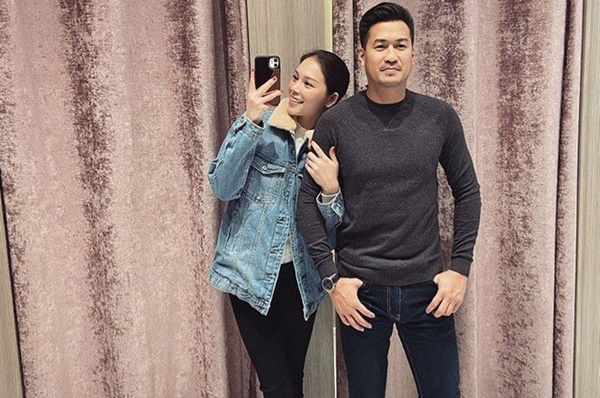 Linh Rin bốc hơi toàn bộ hình ảnh trên instagram bao gồm cả Phillip Nguyễn, chuyện gì đây?-7