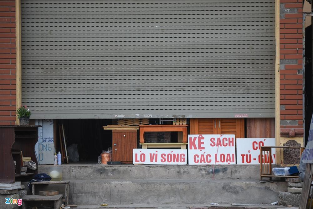 Cảnh buôn bán thò thụt trong lệnh cách ly xã hội-1