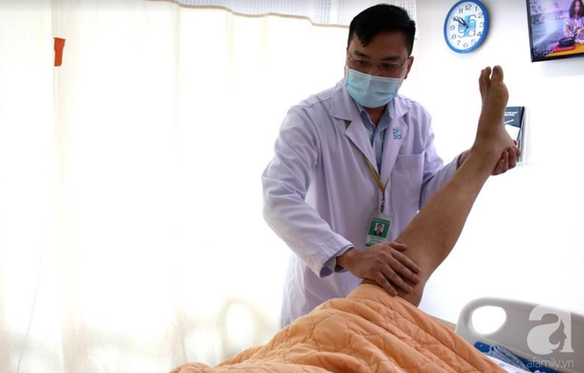 Trị đau lưng bằng cách lấy máu theo lời xúi dại của hàng xóm, người đàn ông 45 tuổi bị liệt cả 2 chân-2