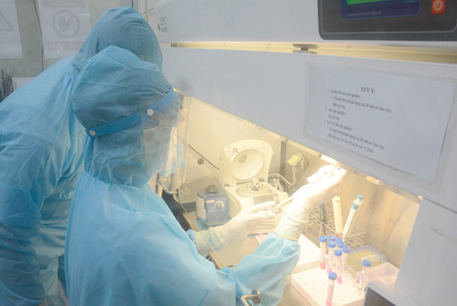 Bộ Y tế phát công văn khẩn: Không cho phép xét nghiệm Covid-19 dịch vụ theo yêu cầu-1