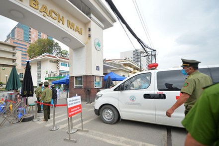 Bệnh viện Bạch Mai được dỡ bỏ phong toả từ 0h đêm nay