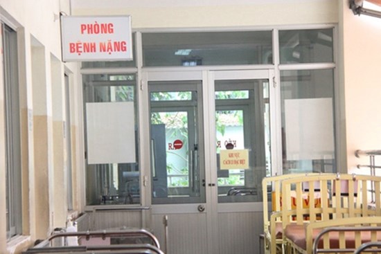 Nam phi công người Anh đã âm tính với SARS-COV-2, tuy nhiên vẫn thở máy, chưa có dấu hiệu hồi phục