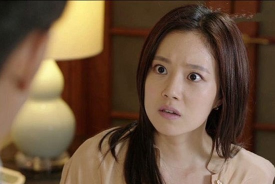 Đến nhà chị gái chơi, thấy giúp việc cãi chủ nhà như chém chả, ngay lập tức tôi xông lên bảo vệ chị nhưng không ngờ chính mình lại bị đuổi ra khỏi nhà