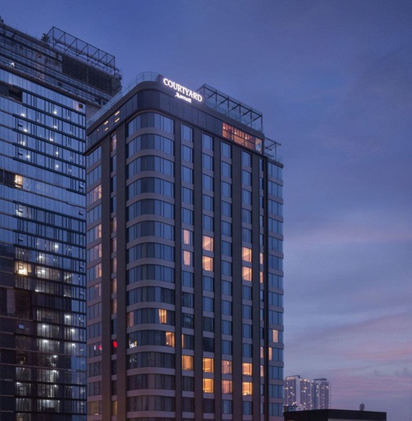 Mặt tiền khách sạn khắp Châu Á đồng loạt nở nụ cười, khích lệ tinh thần mọi người trong cuộc chiến chống Covid-19-7