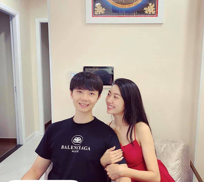 Thông tin hiếm về chồng sắp cưới của Á hậu Thúy Vân: Là doanh nhân 8X thành đạt nhưng gương mặt hot boy khiến ai cũng bất ngờ-1