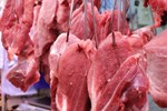 Lợn hơi tăng phi mã, 200.000 đồng chưa mua được 1kg thịt lợn-3