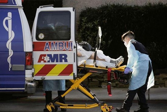 Hơn nửa triệu người mắc COVID-19, Mỹ tuyên bố thảm họa tại 50 bang