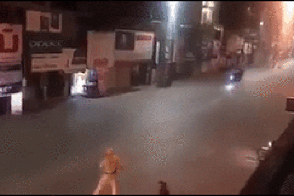 Khoe bốc đầu xe lên Facebook bị người dân báo công an, nam thanh niên phải nộp hơn 4 triệu tiền phạt-2