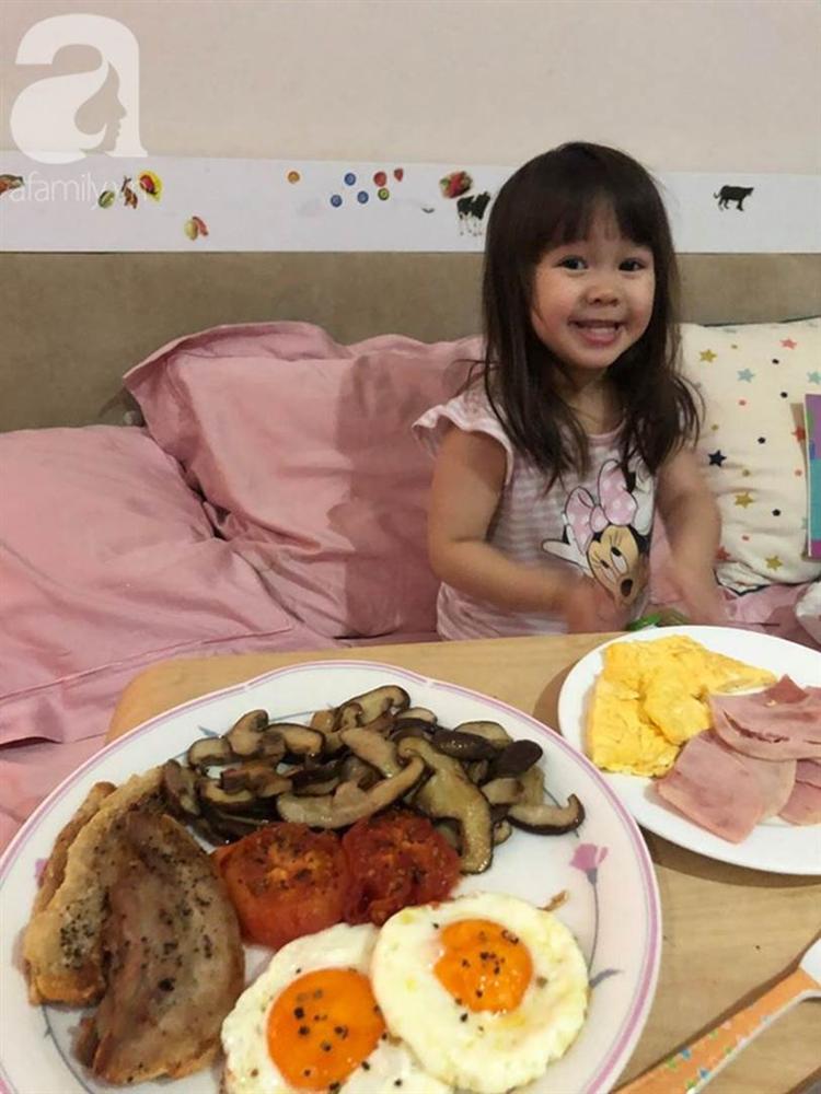 Chuyện ở nhà bận rộn của cô vợ có chồng làm đầu bếp: Bữa sáng được phục vụ tận giường lại còn bày trò hay ho cho cả gia đình-5