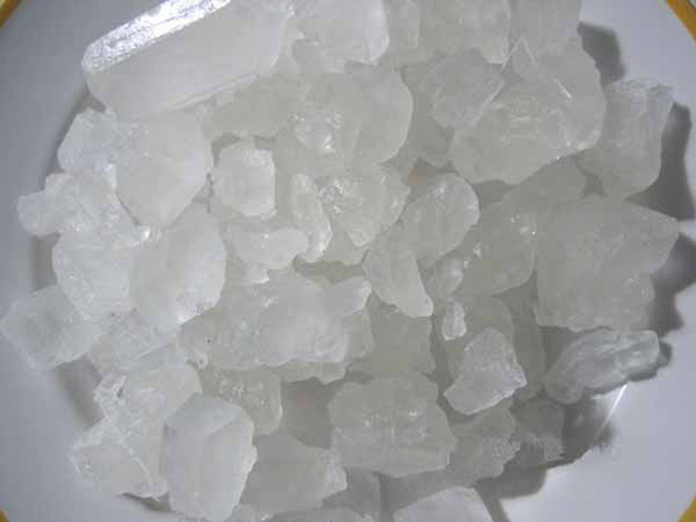 Cà phê dính vào áo, đừng lo mẹo nhỏ sau sẽ đánh bay nó ngay tức thì-1