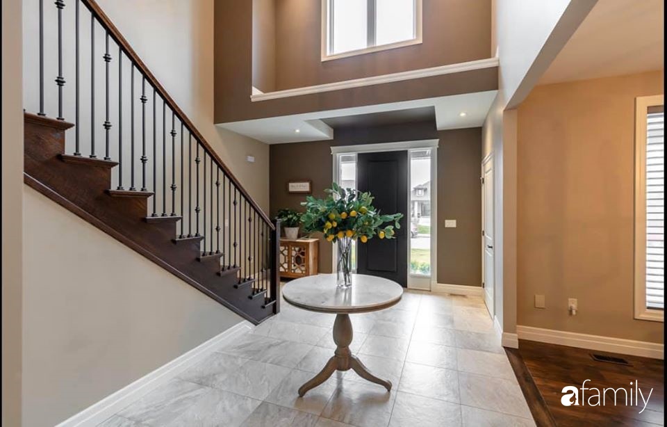 Mẹ Việt ở Canada khoe ngôi nhà đẹp như trong phim, thích nhất là căn bếp vừa đứng nấu cơm vừa ngắm trời mây cây cối-5