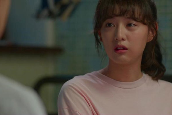 Bỏ 300 triệu tổ chức lễ cưới, tôi chết lặng khi tân hôn vợ hành động thế này-3