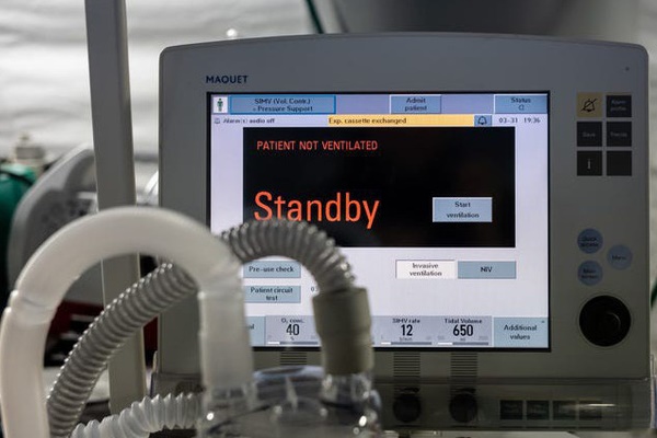 4 thanh niên đánh cán bộ chốt kiểm soát dịch bệnh Covid-19-3