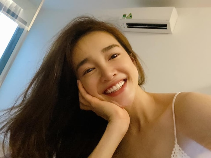 Nhã Phương tự dìm khi đăng lại ảnh thời ăn vận, makeup sến súa 10 năm trước nhưng lại nhận cái kết bất ngờ từ fan-5