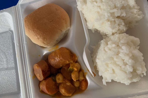 Mẹ ơi, con như sắp chết - cuộc sống trên tàu sân bay thành ổ dịch-6