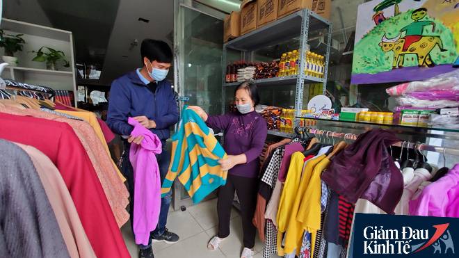 Bên trong siêu thị đặc biệt nhất mùa Covid-19: Giá chỉ đề tượng trưng, hóa đơn 0 đồng-16