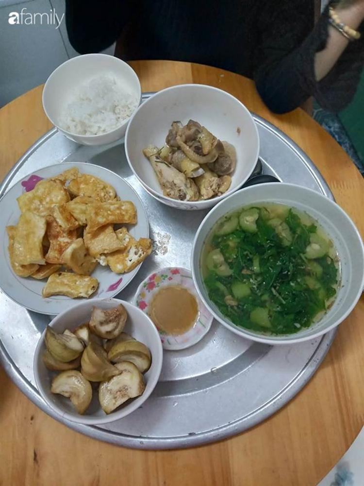 2 năm nằm phản không nằm giường, vợ chồng anh thợ sửa ống nước mua được nhà, bỏ tiết kiệm 200 triệu nhờ biết chi tiêu: Không rút ví đi chợ quá 70k/ngày-4