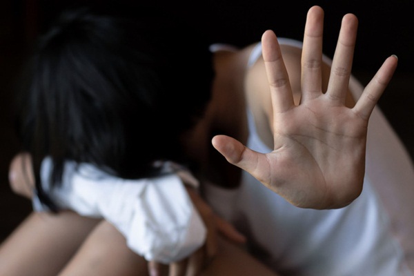 Nỗi đau không kể xiết của phụ nữ bị tống tiền bằng ảnh khỏa thân: Biết rõ thủ phạm nhưng không dám tố cáo, nhắm mắt làm ngơ cho ác quỷ lộng hành-1