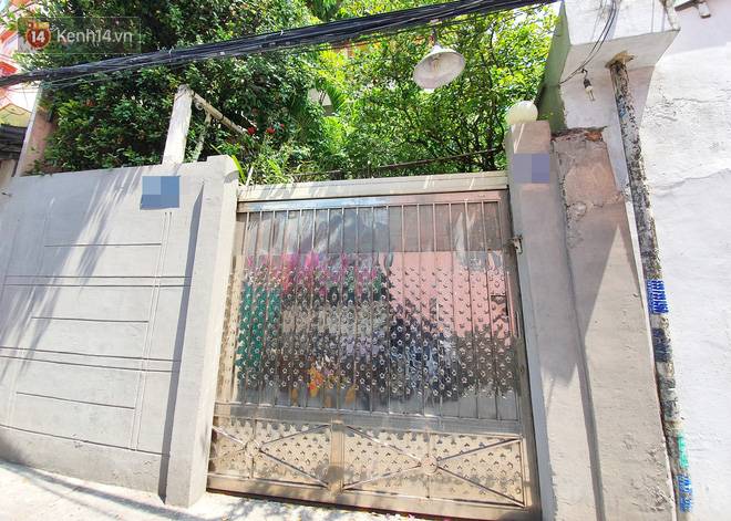 Gặp thầy giáo Tây thất nghiệp, cầm bảng xin giúp tiền để mua thức ăn: Tôi choáng ngợp bởi lòng từ bi và sự hào phóng của người Việt-3