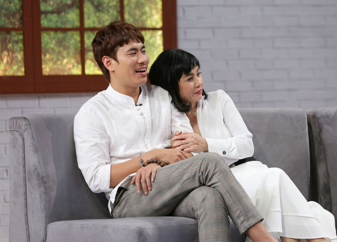 Cát Phượng bỗng than thở đàn ông luôn muốn có thêm đàn bà, dân tình hoang mang: Lại có biến với Kiều Minh Tuấn chăng?-3