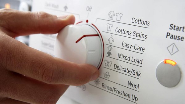 Nghiên cứu: Một yếu tố quan trọng khi giặt giũ có thể giúp loại bỏ virus corona bám trên quần áo-3