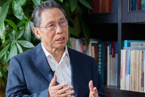 Trung Quốc quản lý người dân đi lại bằng mã QR-1