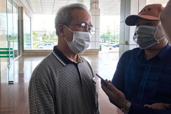 Cụ ông bị ung thư khỏi Covid-19: 