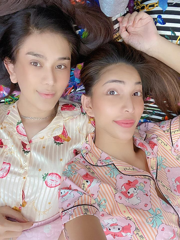 Giữa nghi vấn rạn nứt, Lâm Khánh Chi lộ diện tươi tắn hơn hẳn, để lộ tình trạng hiện tại với ông xã qua 1 dấu hiệu-1