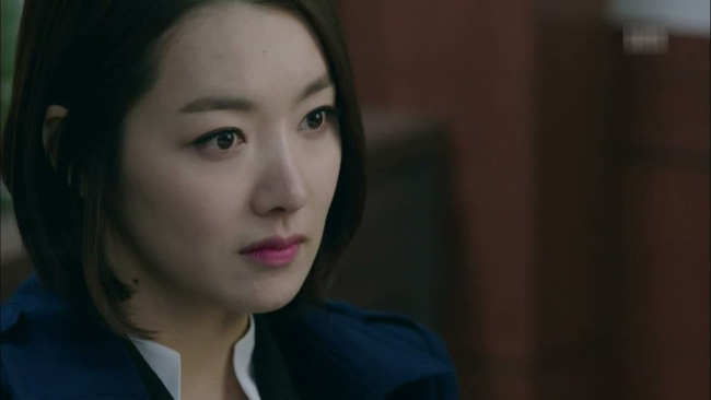 Thông gia vừa về thì mẹ chồng sai giúp việc lau nhà vì bẩn, tôi đùng đùng xách đồ bỏ đi nhưng câu nói sau cùng khiến bà tím mặt-1