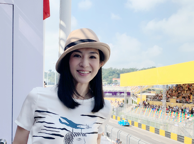 Chúc Anh Đài xinh đẹp nức tiếng: Vỡ nợ khi từ bỏ showbiz theo bạn trai, giờ ra sao ở tuổi U50?-17