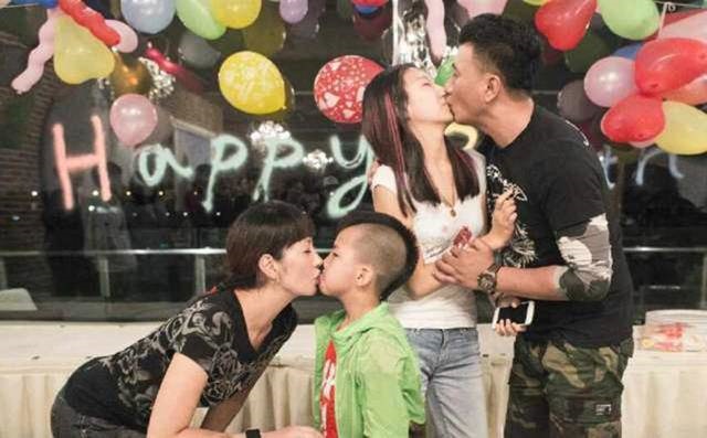 Con trai 27 tuổi vẫn ngủ cùng giường với mẹ và hậu hoạ xảy đến khi có bạn gái-6