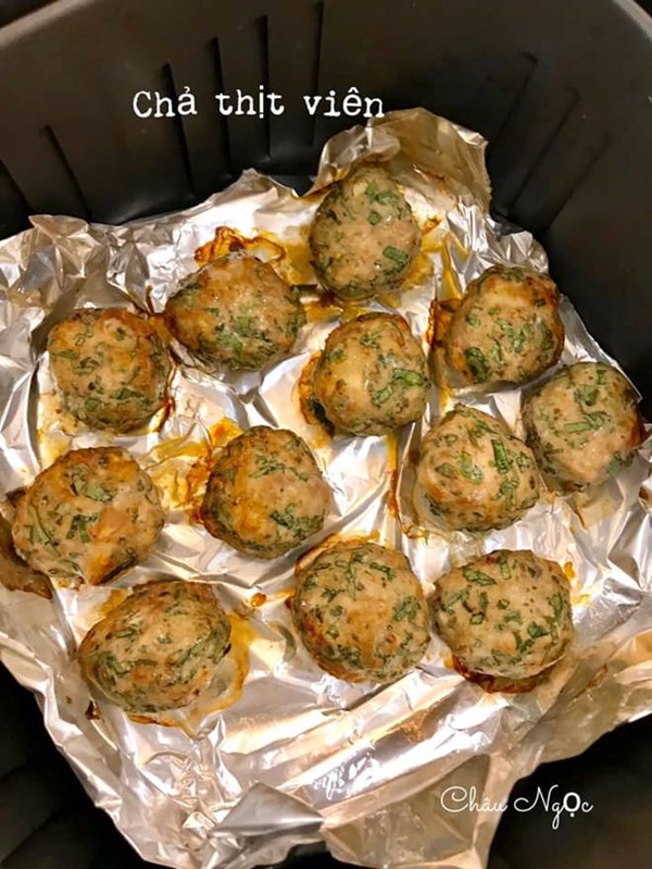 Chị em bỏ túi ngay cách làm 21 món ăn từ nồi chiên không dầu của mẹ đảm Hà Nội-17